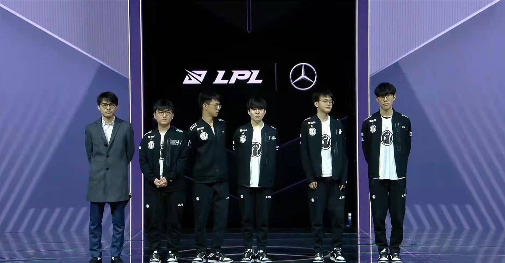 TheShy重要时刻出色发挥，快船带队取胜！的简单介绍