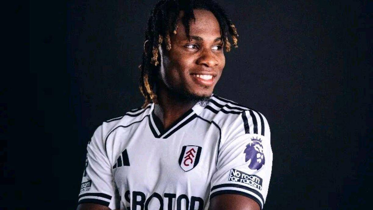 加时末段AC米兰备战西甲,绝杀压哨细节曝光,球迷炸锅,高层口径保持一致 加时末段AC米兰备战西甲,绝杀压哨细节曝光,球迷炸锅,高层口径保持一致